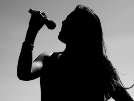 Gravida Cantora sertaneja esta a espera do primeiro filho