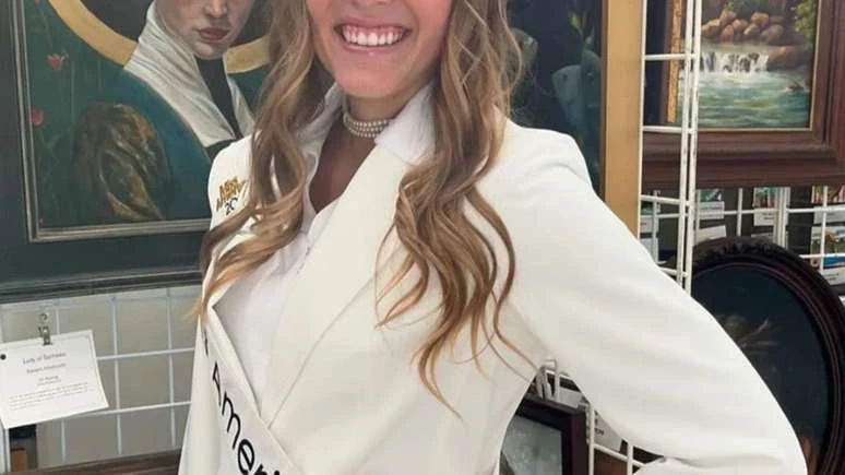 LUTO Modelo de 21 anos morre semanas antes de.webp