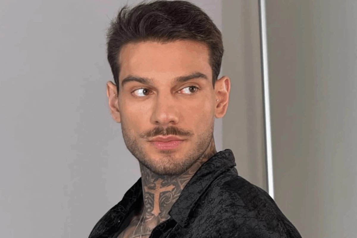 Longe dos palcos por um ano Lucas Lucco abre o