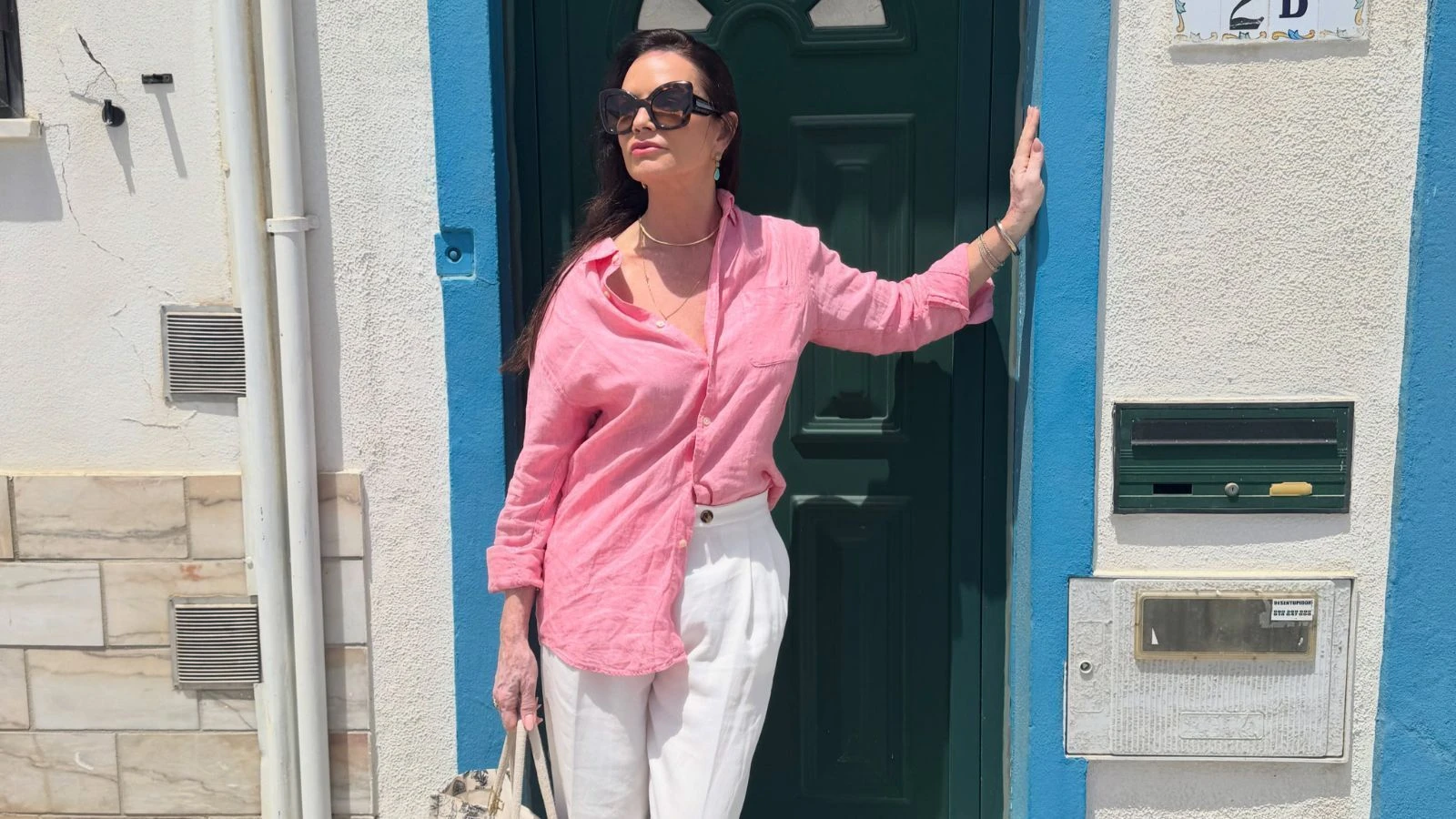 Luiza Brunet recorda assedio sexual em casa de familia.webp