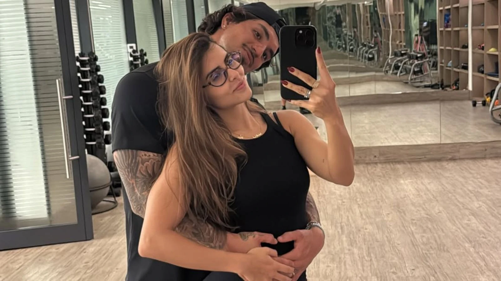 Mae de Medina da aval apos surfista pedir Isabella.webp
