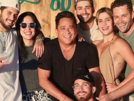 Matheus Vargas comenta relacao com os irmaos Ze Felipe e