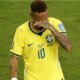 Neymar chora copiosamente apos eliminacao do Brasil e desaba em