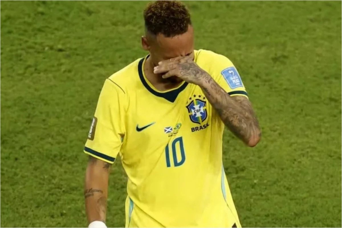 Neymar chora copiosamente apos eliminacao do Brasil e desaba em