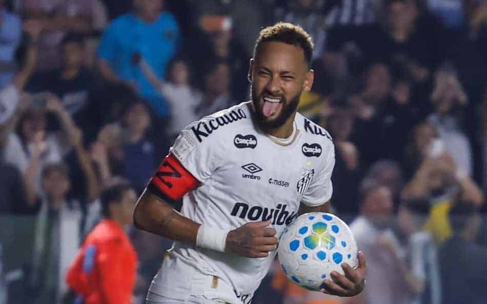 Neymar marca duas vezes em retorno ao Santos apos Copa