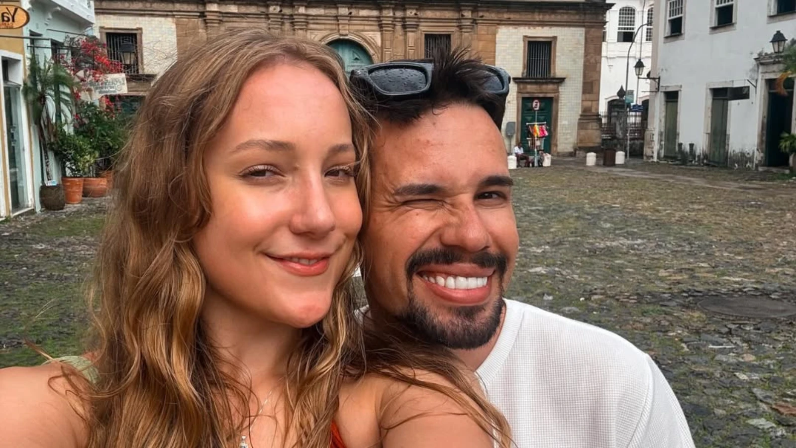 Noiva de viuvo de Isabel Veloso fala sobre ataques.webp