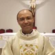 Padre de Brasilia que foi excomungado ignora decisao do.webp