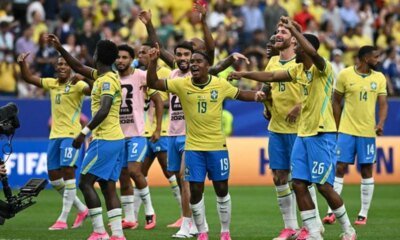 Papai na area Jogador da Selecao Brasileira anuncia que familia