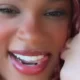Rebeca Andrade ganha beijo de amiga em video e.webp