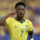 Vini Jr e Real Madrid marcam reuniao para discutir renovacao