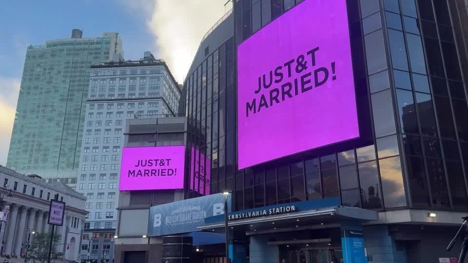 convidado vaza detalhes do casamento de Taylor Swift.webp
