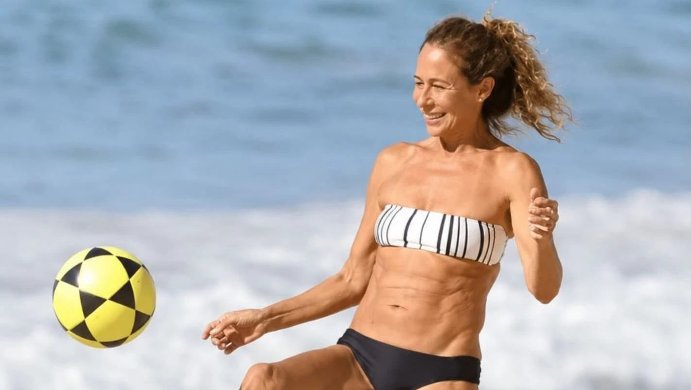 Andrea Beltrao passa por cirurgia que exige repouso absoluto.webp