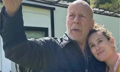 Ao lado do pai o ator Bruce Willis Rumer fala