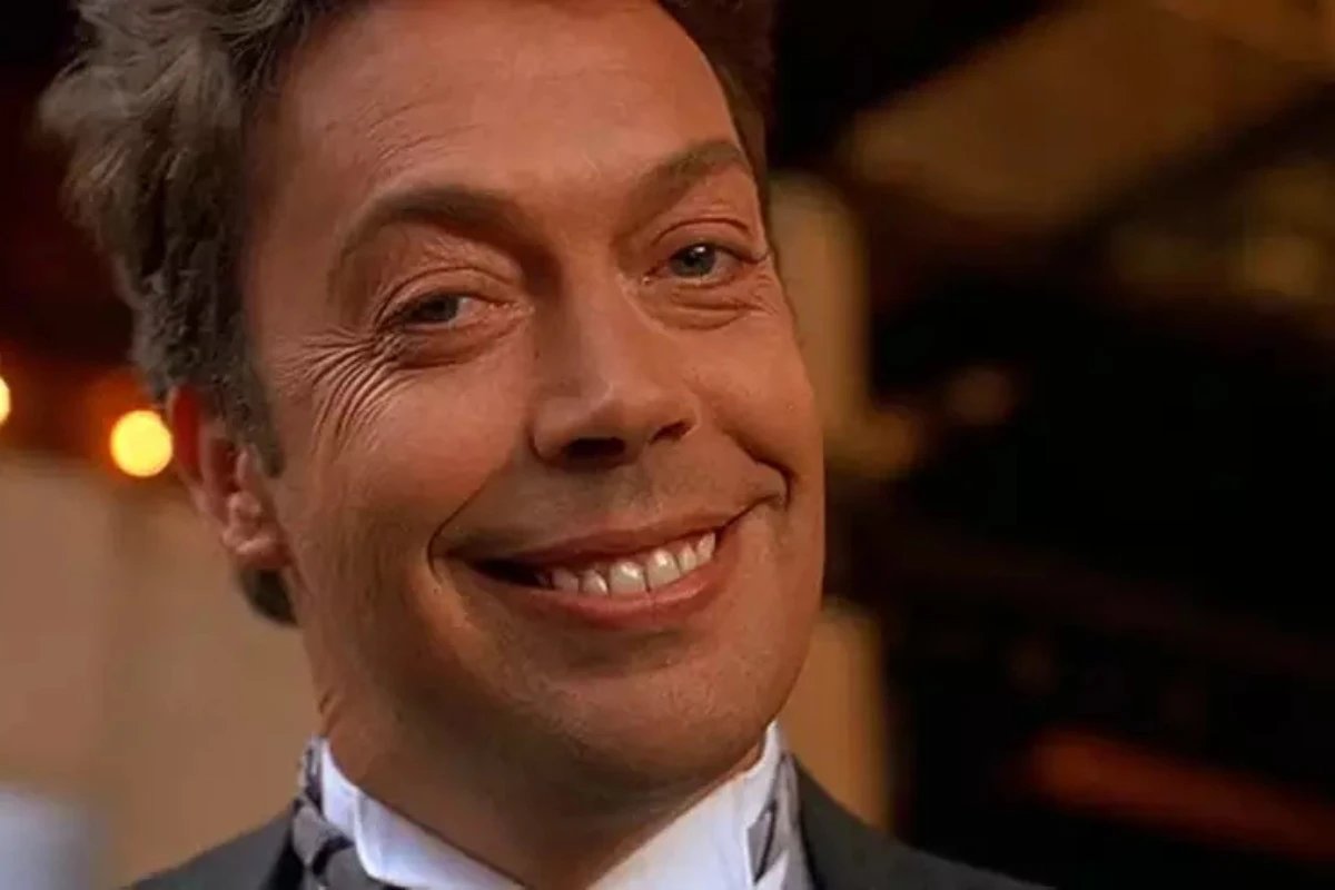 Aos 80 anos Tim Curry morre apos carreira marcada por