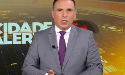 Apresentador Gottino da entrada as pressas no hospital e gera