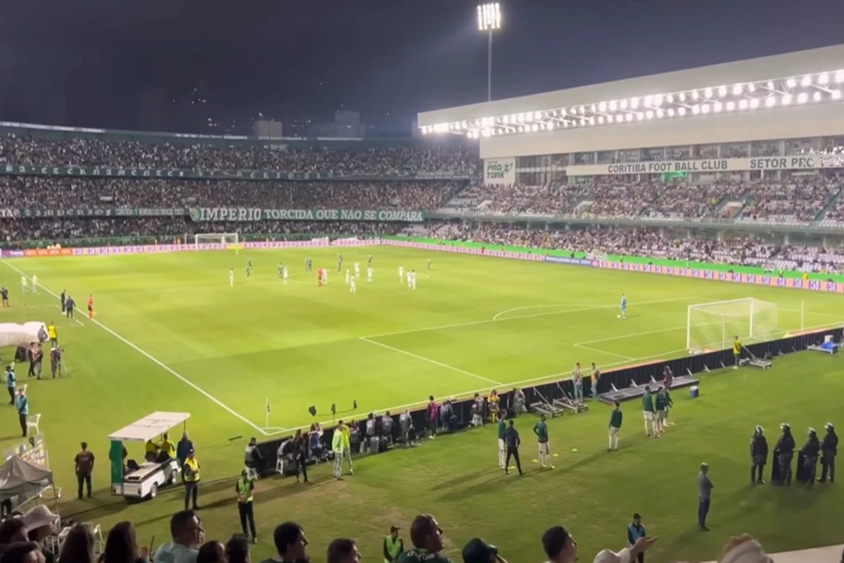Brasileirao Serie A Garro fora do jogo Saiba onde assistir