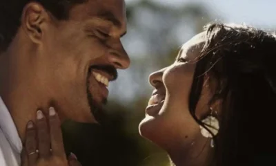 Casal de atores famosos anuncia noivado apos relembrar ataques.webp