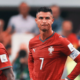 De visual novo Cristiano Ronaldo chama atencao durante treino
