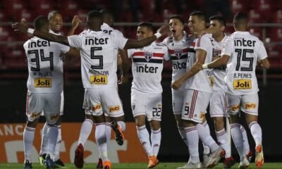 Ex jogador assume vicio em cassino e divida milionaria apos ameacas