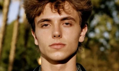 Filho de Britney Spears estreia como modelo em campanha.webp