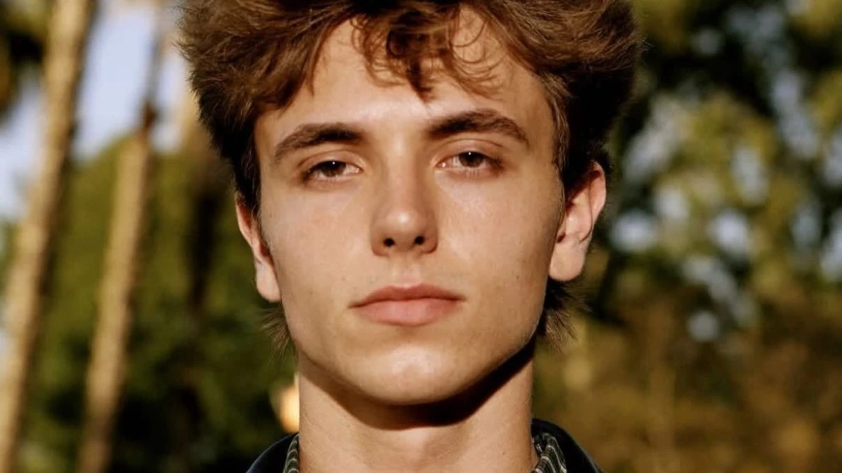 Filho de Britney Spears estreia como modelo em campanha.webp