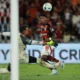 Gonzalo Plata deixa o Flamengo e embarca para a Russia.webp