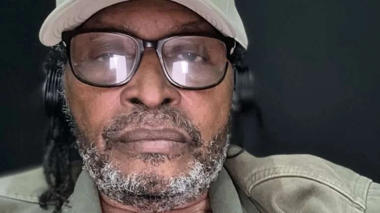 Grave Cantor Edson Gomes e internado as pressas UTI.webp
