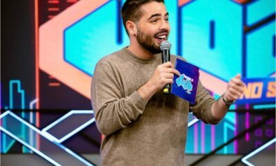Joao Silva tenta evitar comparacoes com seu pai o apresentador