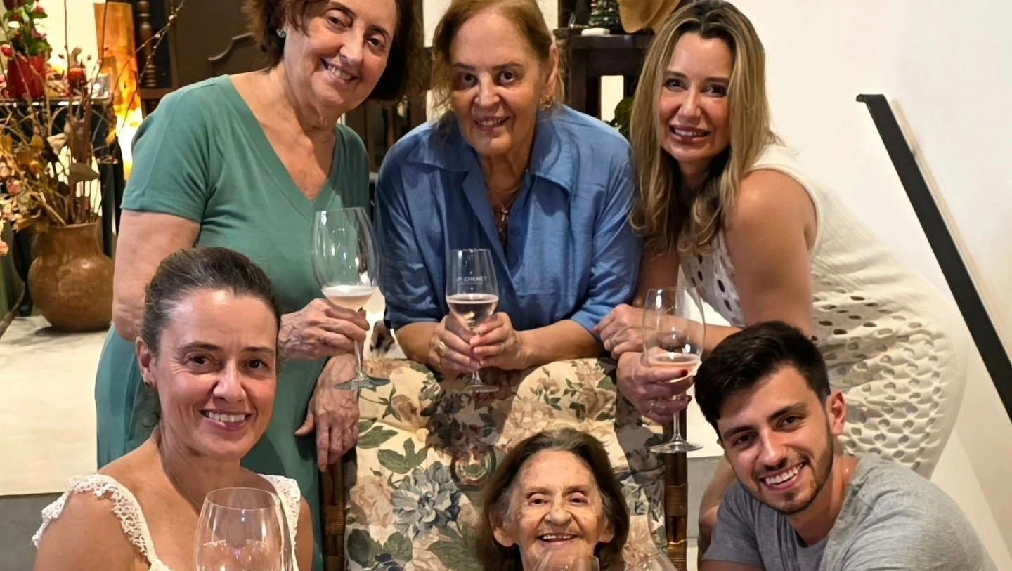 Laura Cardoso deixa duas filhas veja quem sao.webp