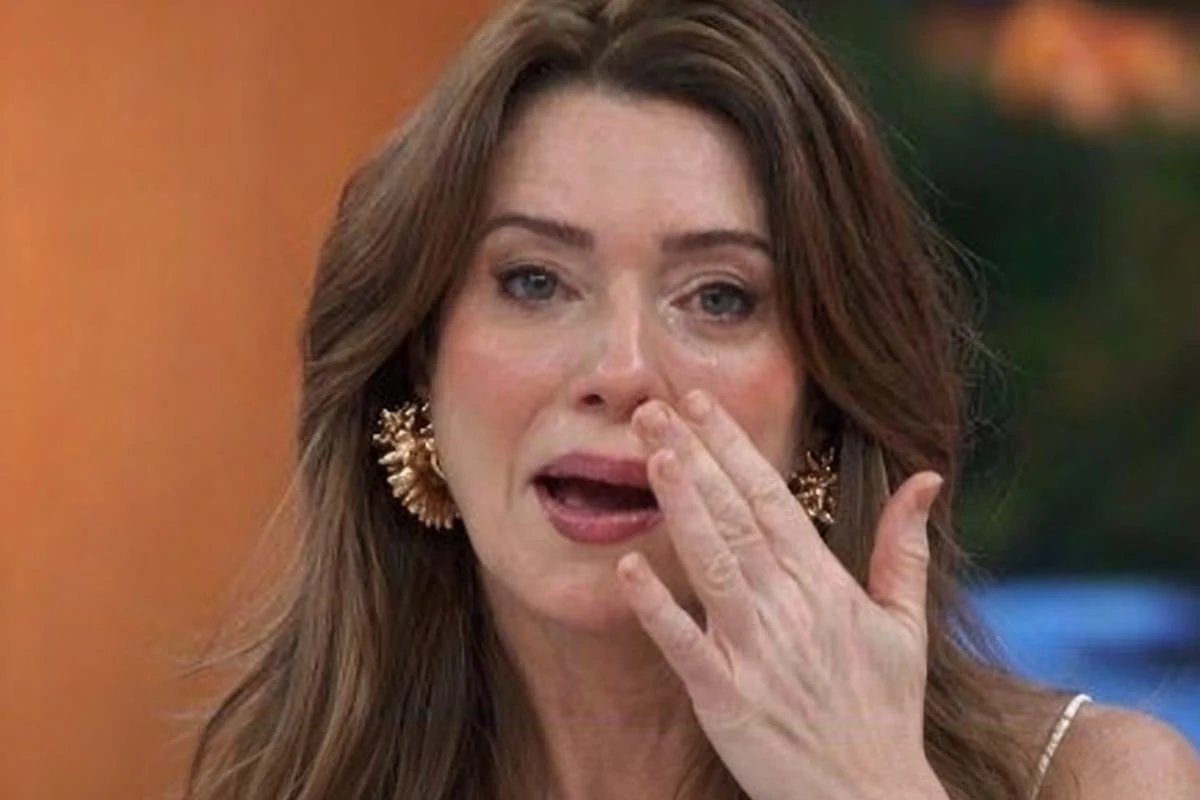 Leticia Spiller faz desabafo emocionado apos ouvir o que