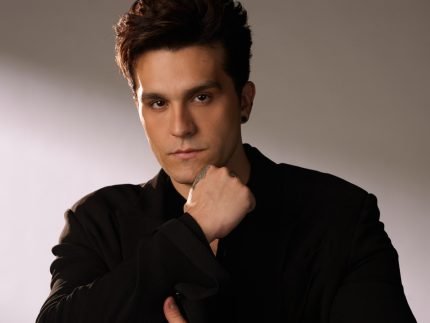 Luan Santana 19 anos no topo e uma carreira sem