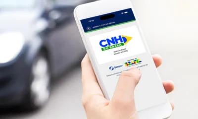 Motorista parado na blitz sem CNH fisica e bateria.webp