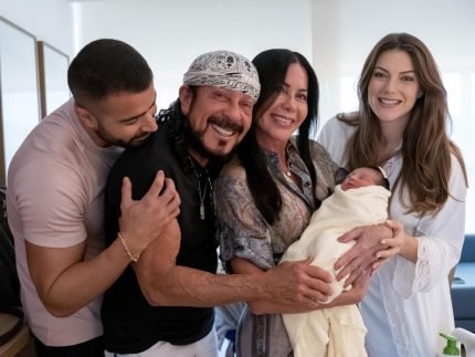 Rafa Marques vive nova fase com Malu e entrega se