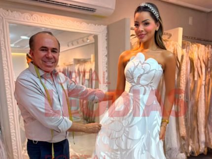 Reta final Emilly Araujo faz prova de vestido para subir