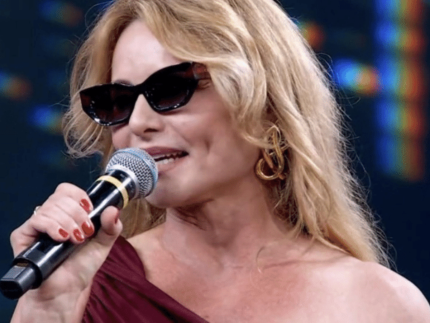 Rita Guedes explica motivo do uso de oculos escuros durante