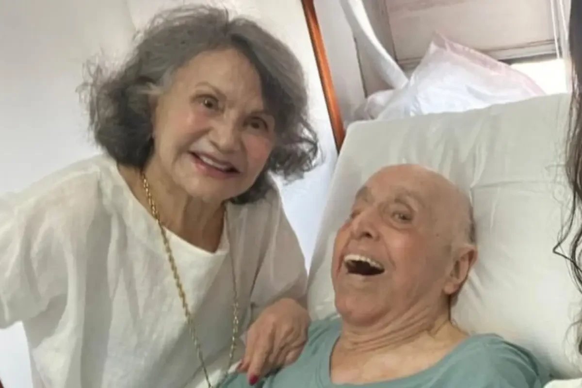 Rosamaria Murtinho esclarece estado de Mauro Mendonca apos foto ‘gente