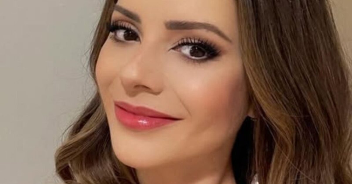 Sandy chama atencao com detalhe notado por fas durante passagem