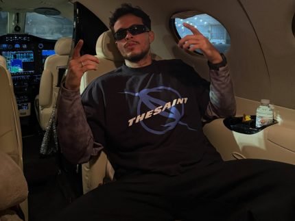 Ta podendo Felipe Amorim compra jatinho particular e mostra novo