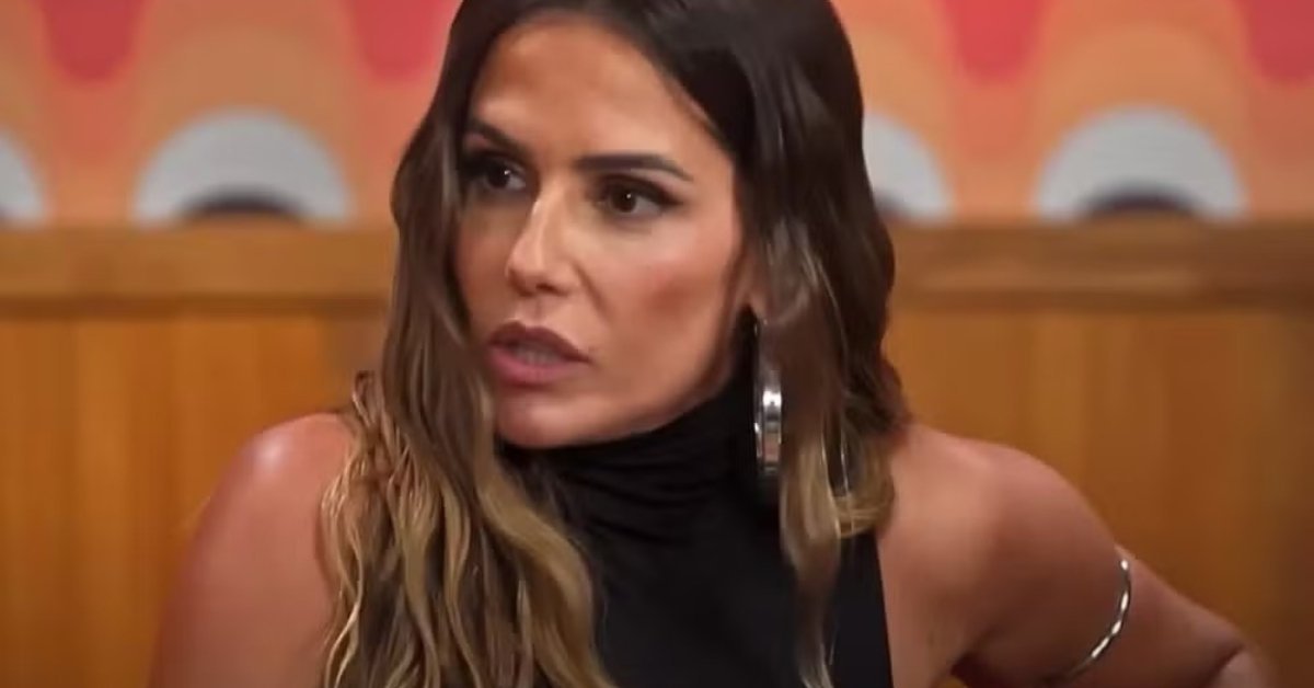 Vizinho de 96 anos abre processo contra Deborah Secco entenda