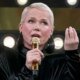 Xuxa desabafa no Domingao apos criticas ao figurino ‘por causa