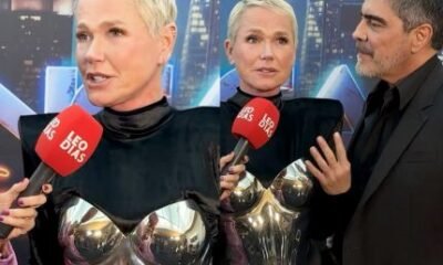 Xuxa se diverte ao falar sobre Junno na Danca dos
