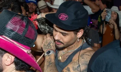 Ze Felipe surpreende em Barretos com galo no ombro.webp