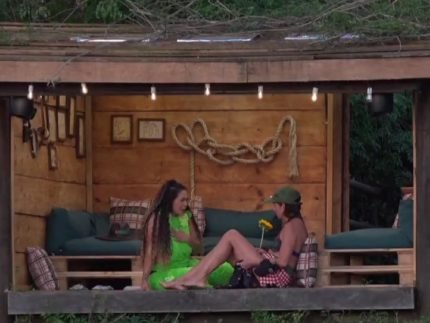 1790482802 Apos dias de rivalidade Darlin Ferrattry e Giovanna Gold fazem