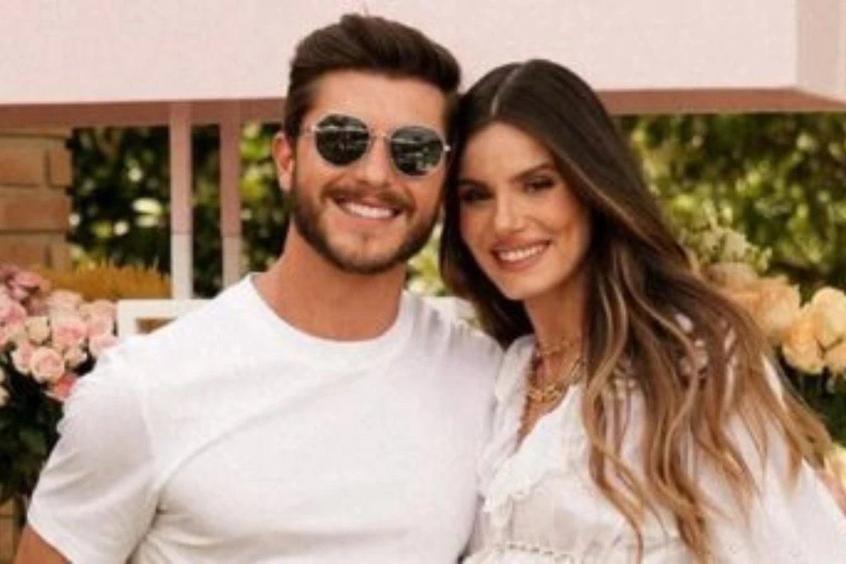 Ator veterano foi responsavel por aproximar Camila Queiroz e Klebber