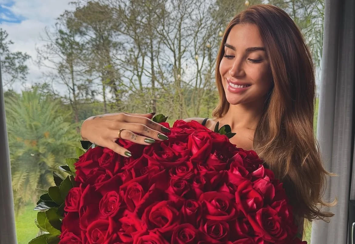 Bianca Andrade mostra anel e declara Eu disse sim.webp