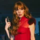 Carly Rae Jepsen entrega que dancou forro em vinda.webp