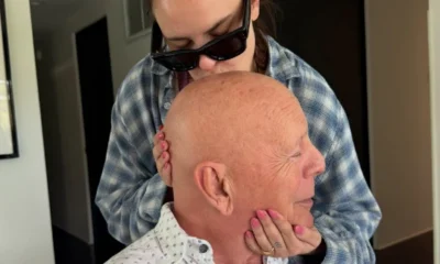 Com demencia Bruce Willis aparece em raro registro com.webp