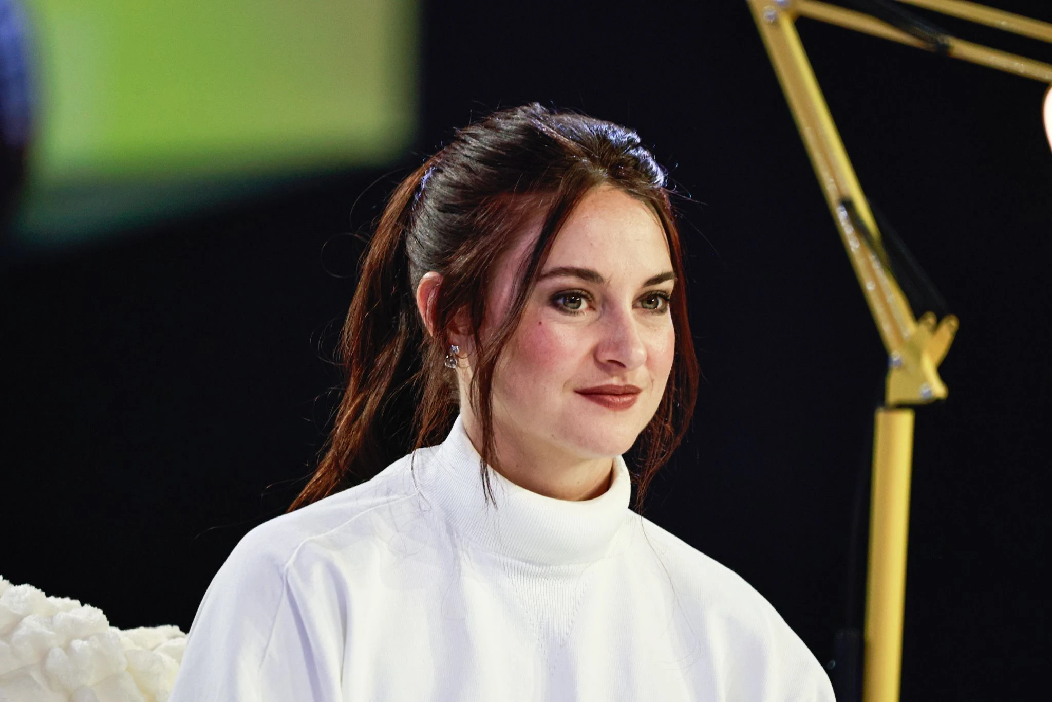 Ex noivo de Shailene Woodley diz que ela revelou desejo.webp