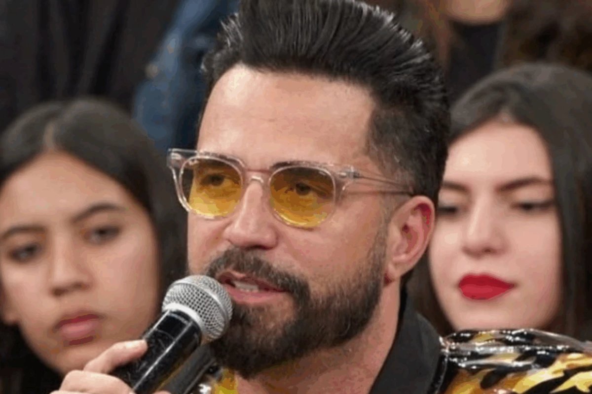 Foi com essa idade que Latino teria tido relacoes com