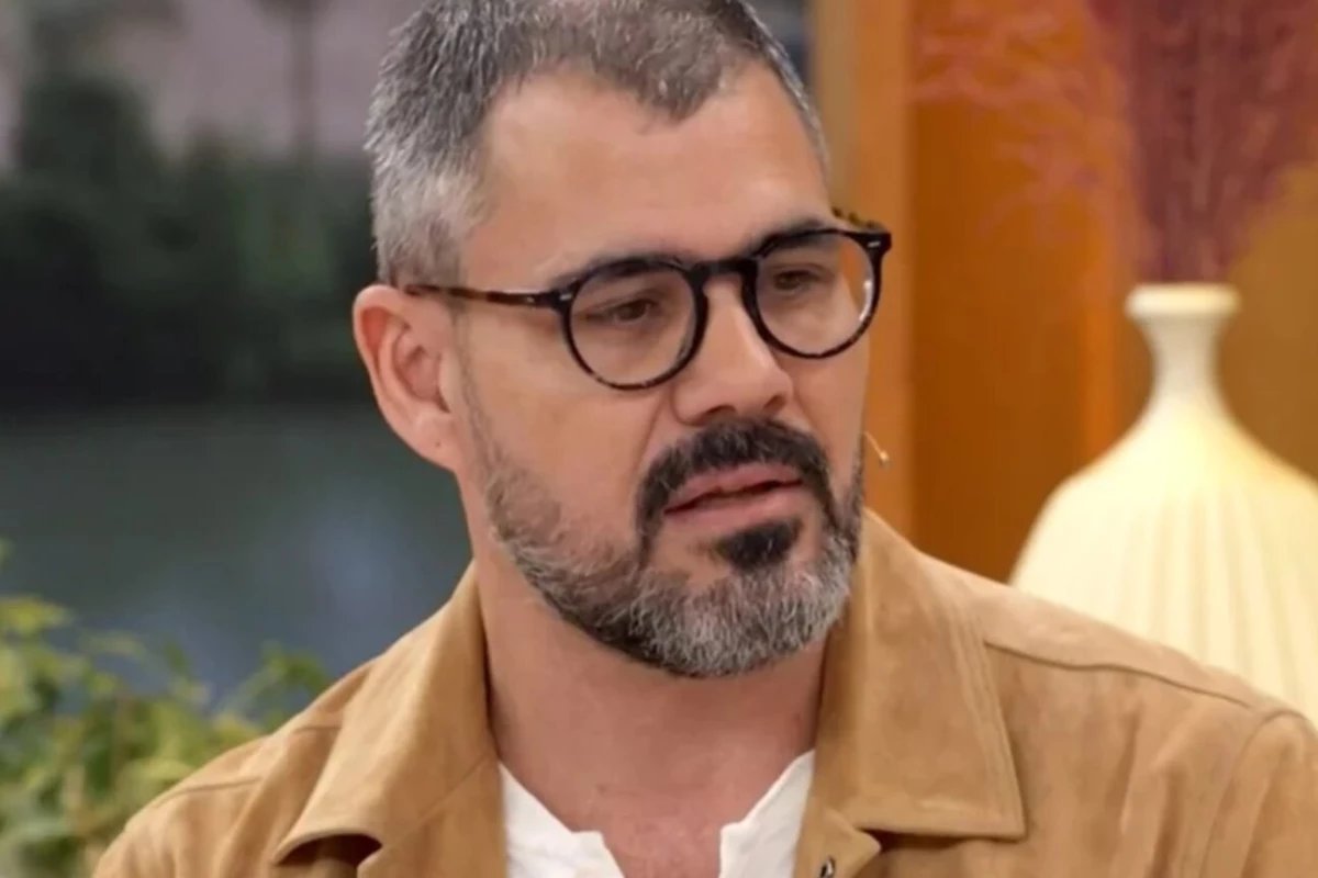 Juliano Cazarre retorna como Adauto em Avenida Brasil 2 mas